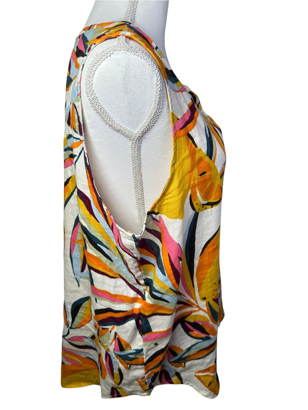 C&C California 100% Linen Tropical Leaf Print Sleeveless Button Front Top L - Picture 5 of 10